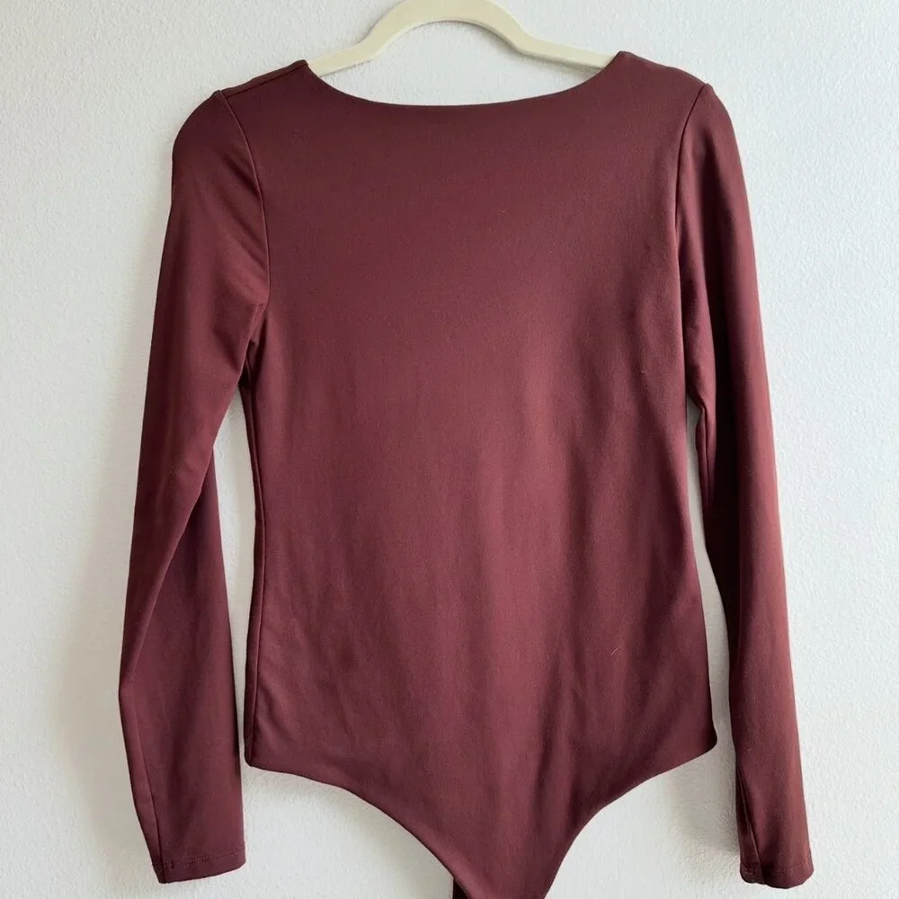 NWOT Nuuds Open Back Bodysuit Medium Black Cherry Slimming Bodycon Holiday Top - Picture 10 of 10